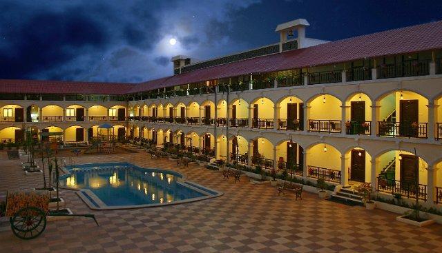 Kumararraja Palace Yelagiri Ngoại thất bức ảnh