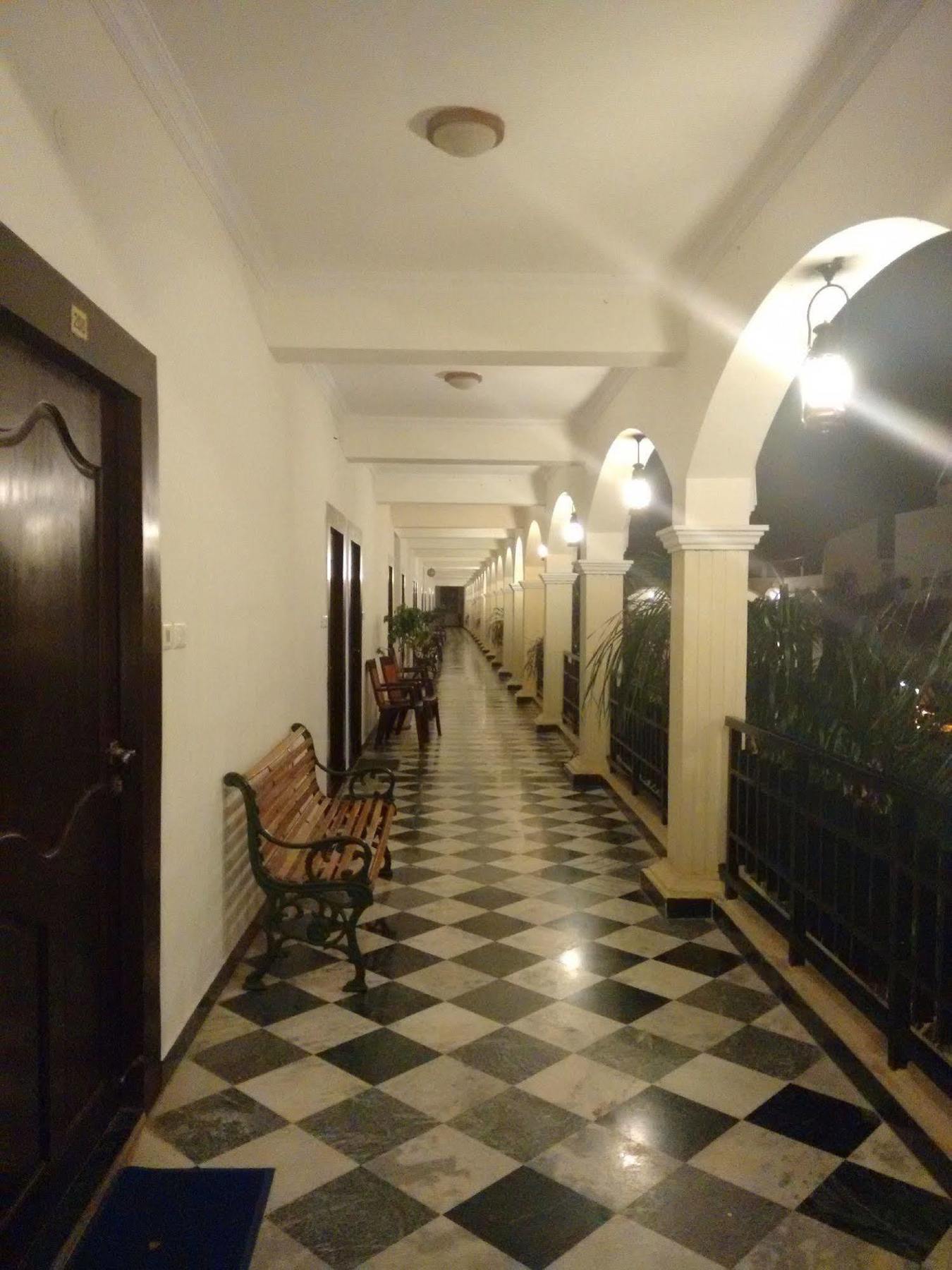 Kumararraja Palace Yelagiri Ngoại thất bức ảnh